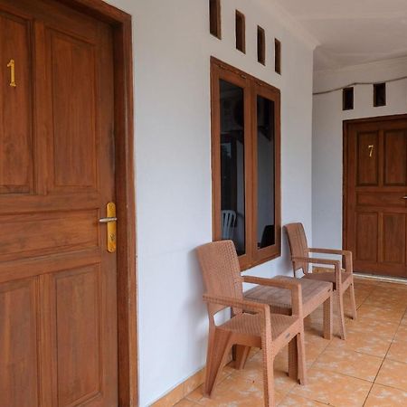Hotel Reddoorz At Paris Ocean Parangtritis Exterior foto