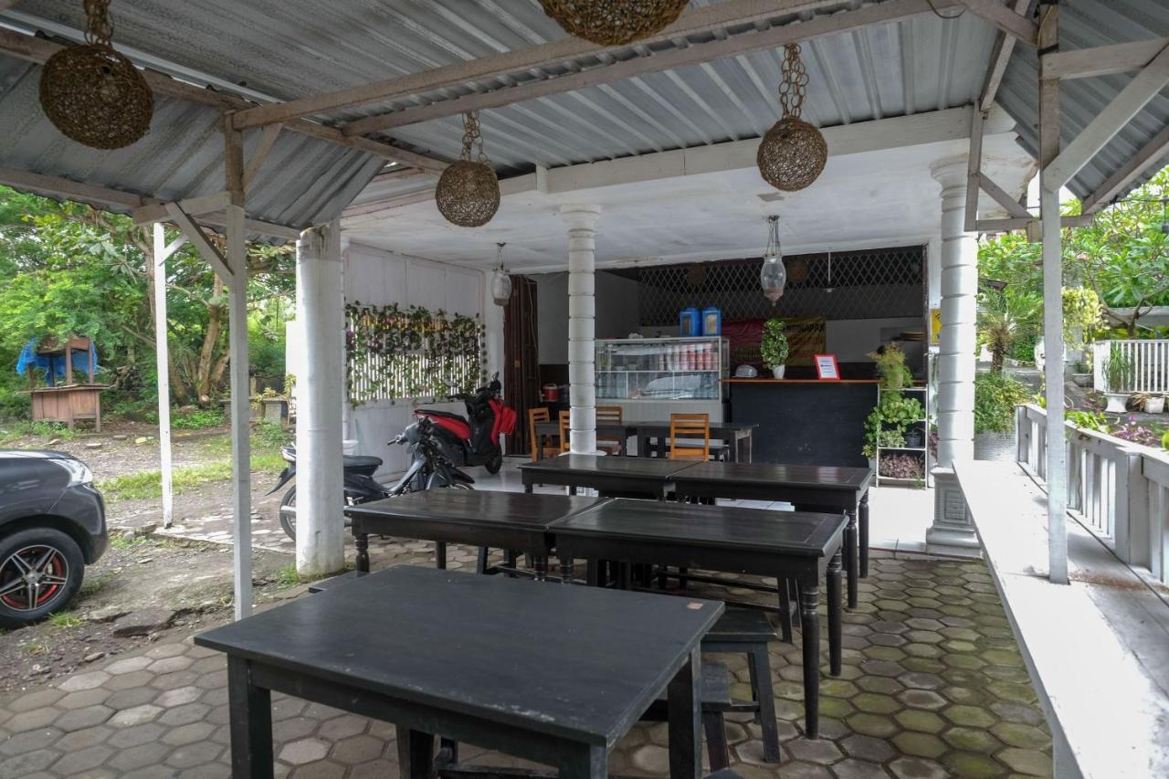 Hotel Reddoorz At Paris Ocean Parangtritis Exterior foto