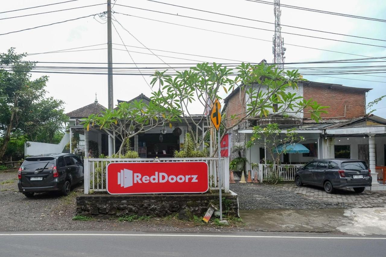 Hotel Reddoorz At Paris Ocean Parangtritis Exterior foto